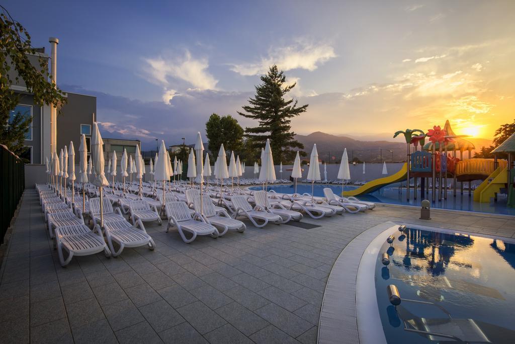 Hotel Villa Glicini Pinerolo Exterior photo
